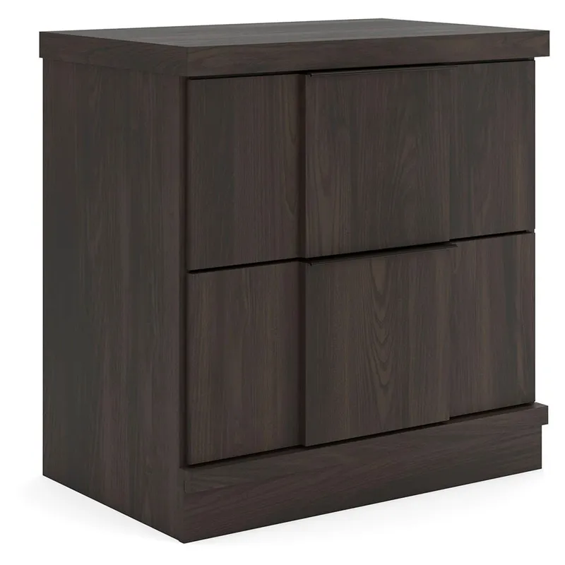 Shaehartin Nightstand