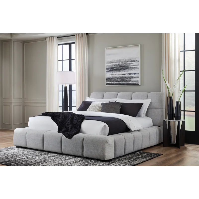 Jesstean Queen Upholstered Bed
