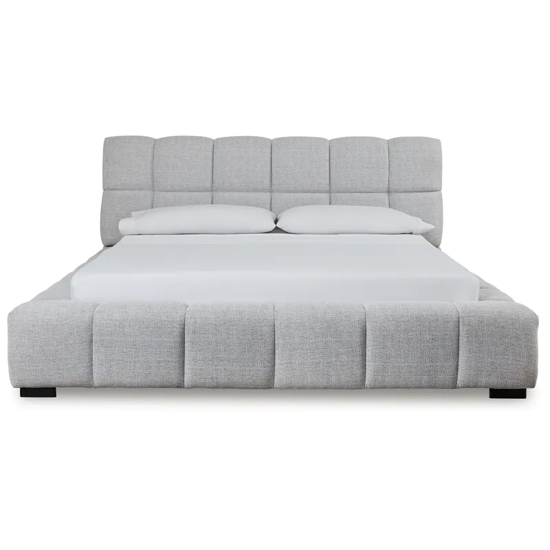 Grendusk King Upholstered Bed