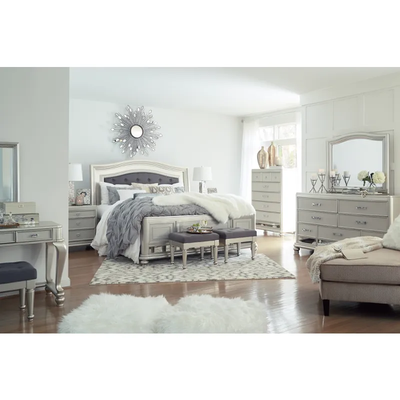 Coralayne King Sleigh Bed, Dresser and Mirror