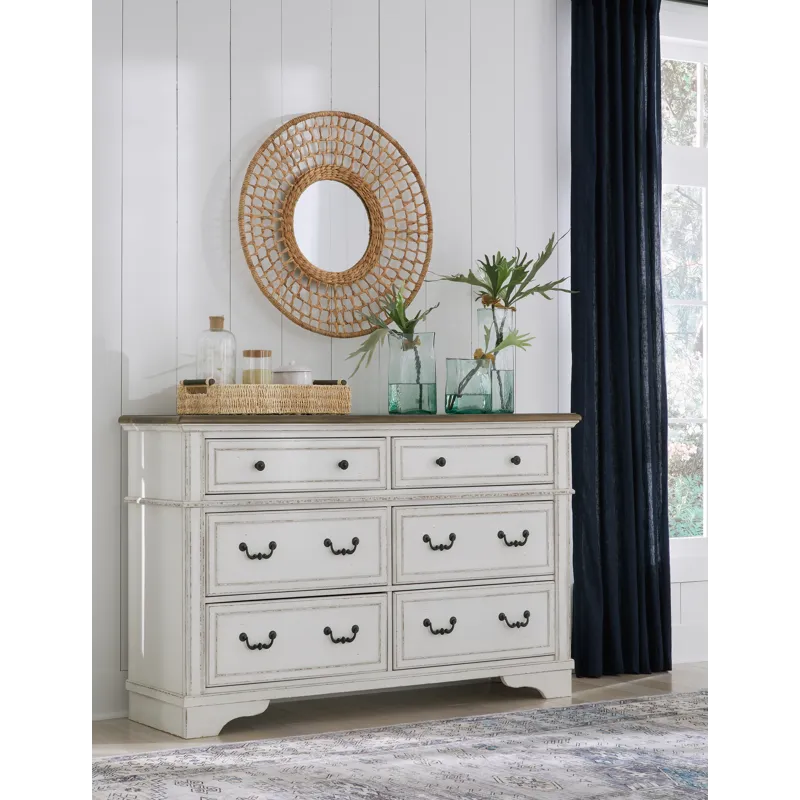 Moraway Dresser