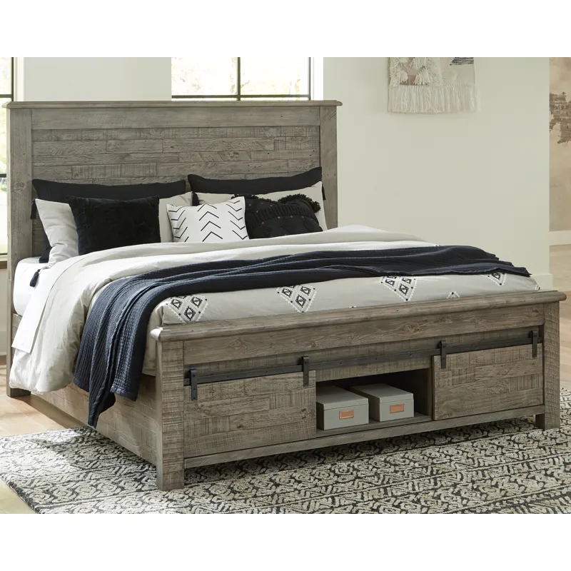 Brennagan King Panel Bed with Storage