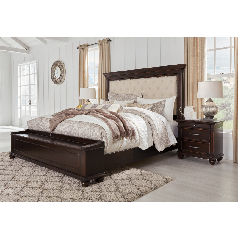 Brynhurst King Upholstered Bed with Storage