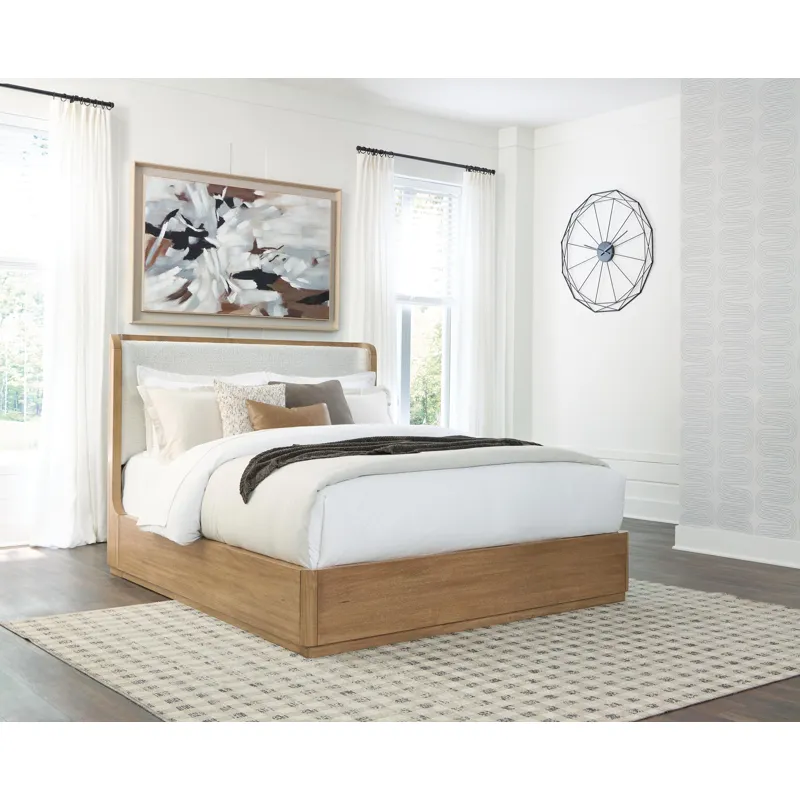 Pamaria Queen Upholstered Bed