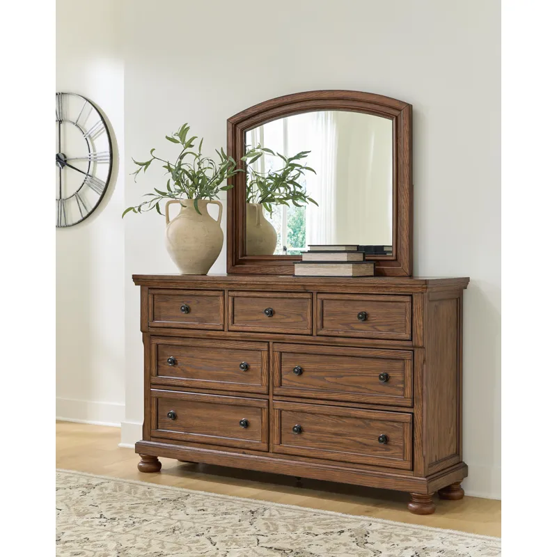 Zackaryn Dresser and Mirror