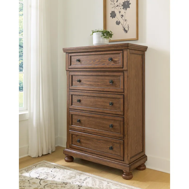 Zackaryn Chest of Drawers