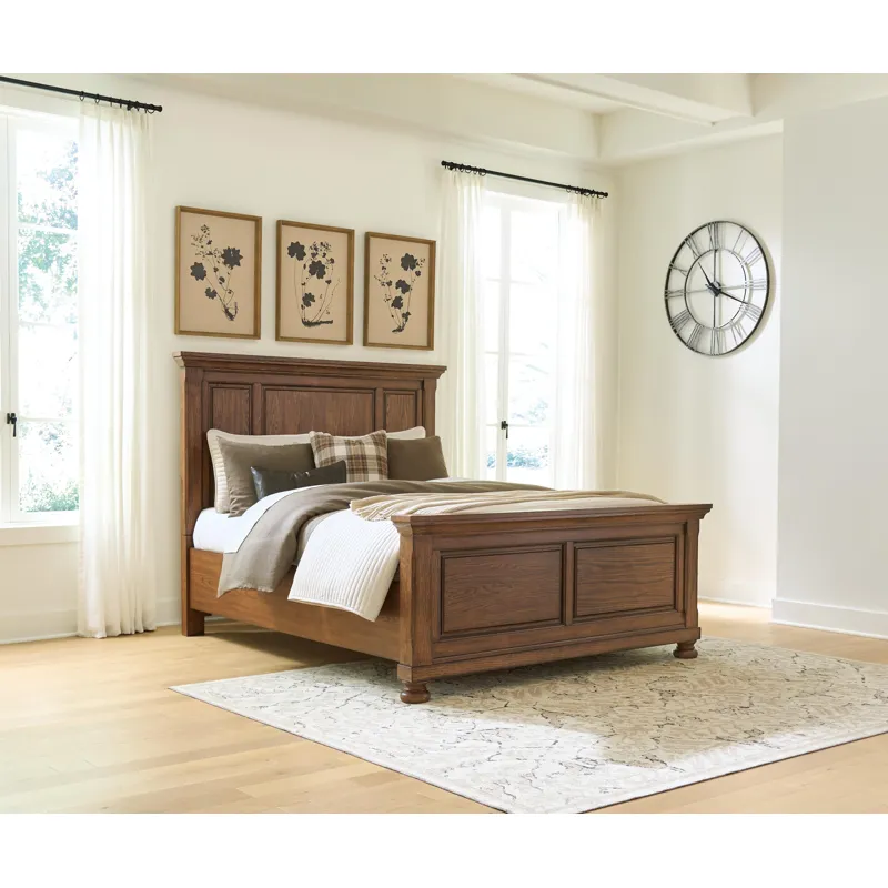 Zackaryn Queen Panel Bed