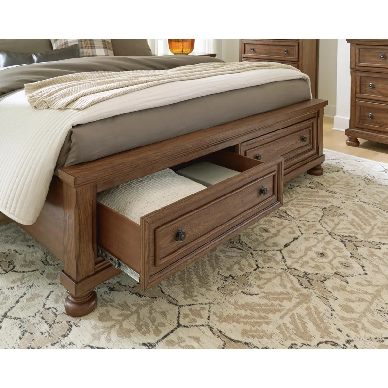 Zackaryn King Sleigh Storage Bed