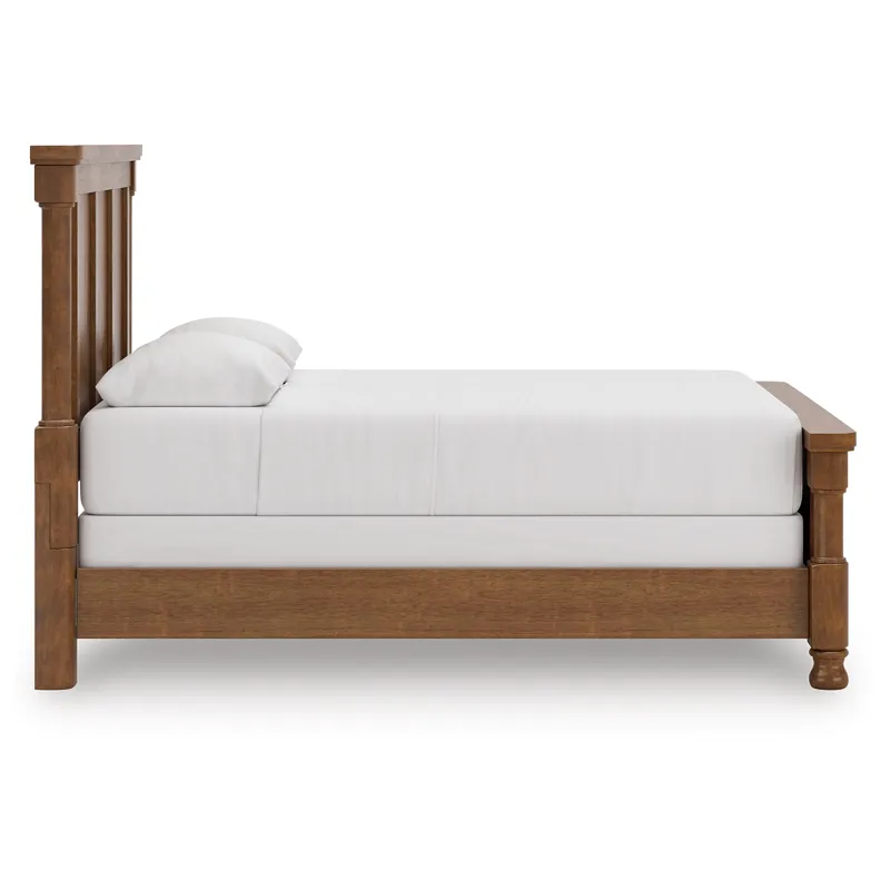 Chadworth Queen Poster Bed