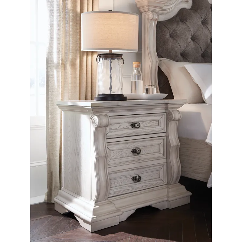 Andonhall Nightstand