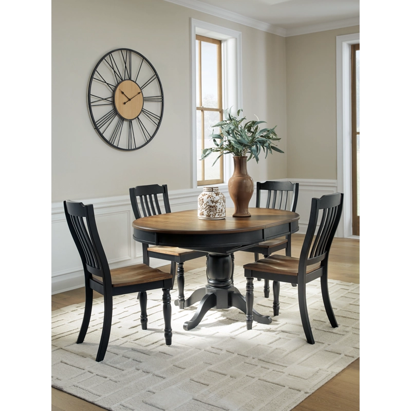 Clorazi Extension Dining Table and 4 Chairs