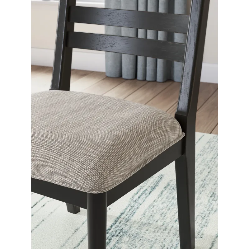 Greddinton Dining Chair (Set of 2)