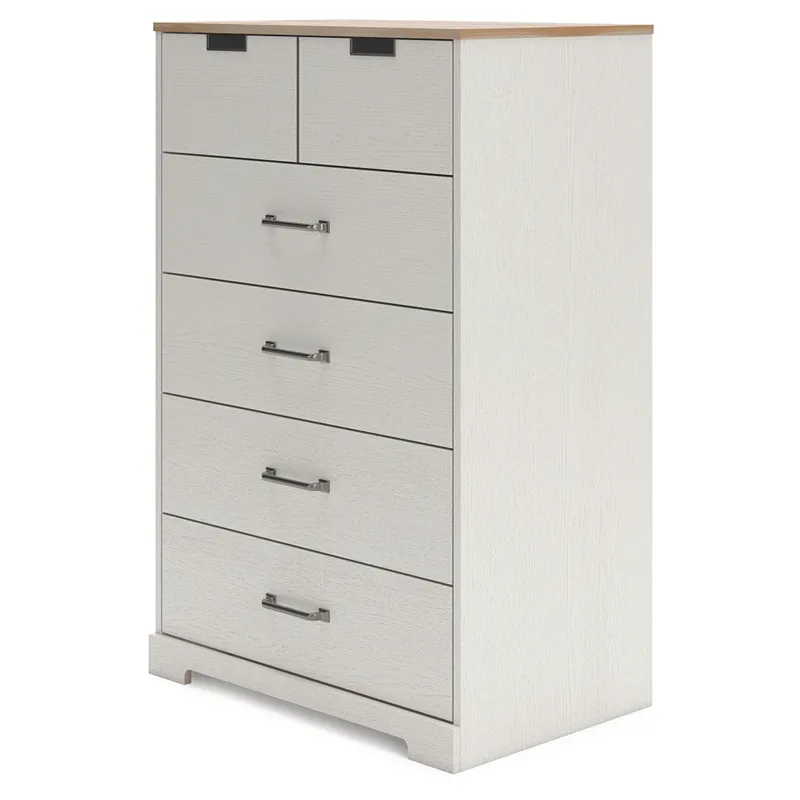 Vaibryn Chest of Drawers