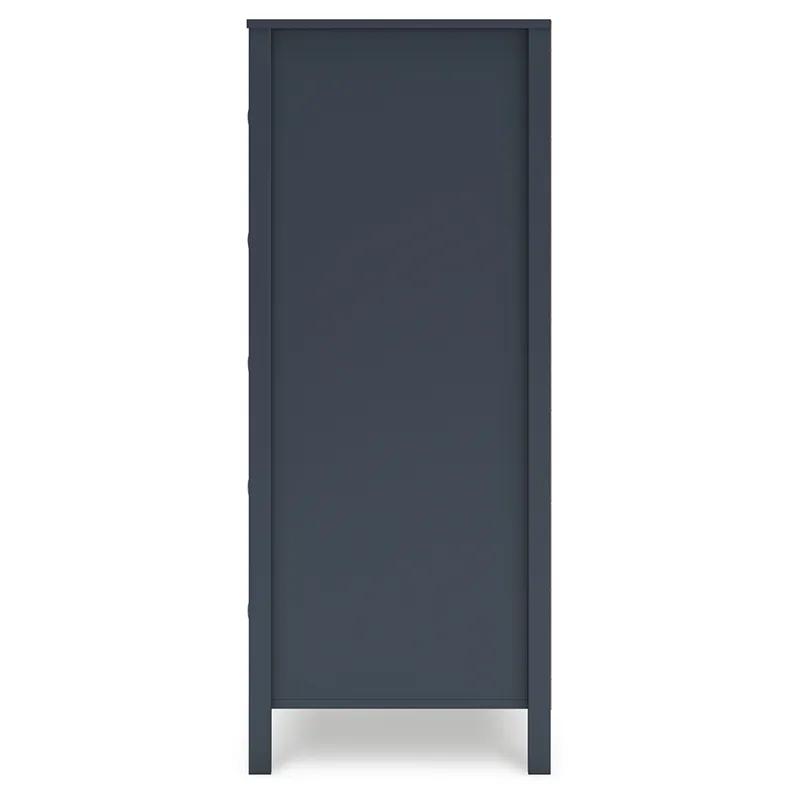 Simmenfort Chest of Drawers