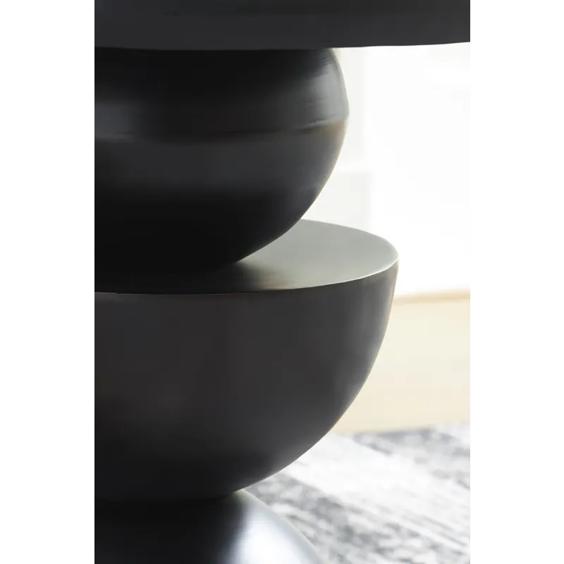 Kurtson Accent Table