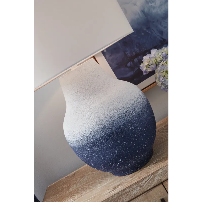 Dashland Table Lamp
