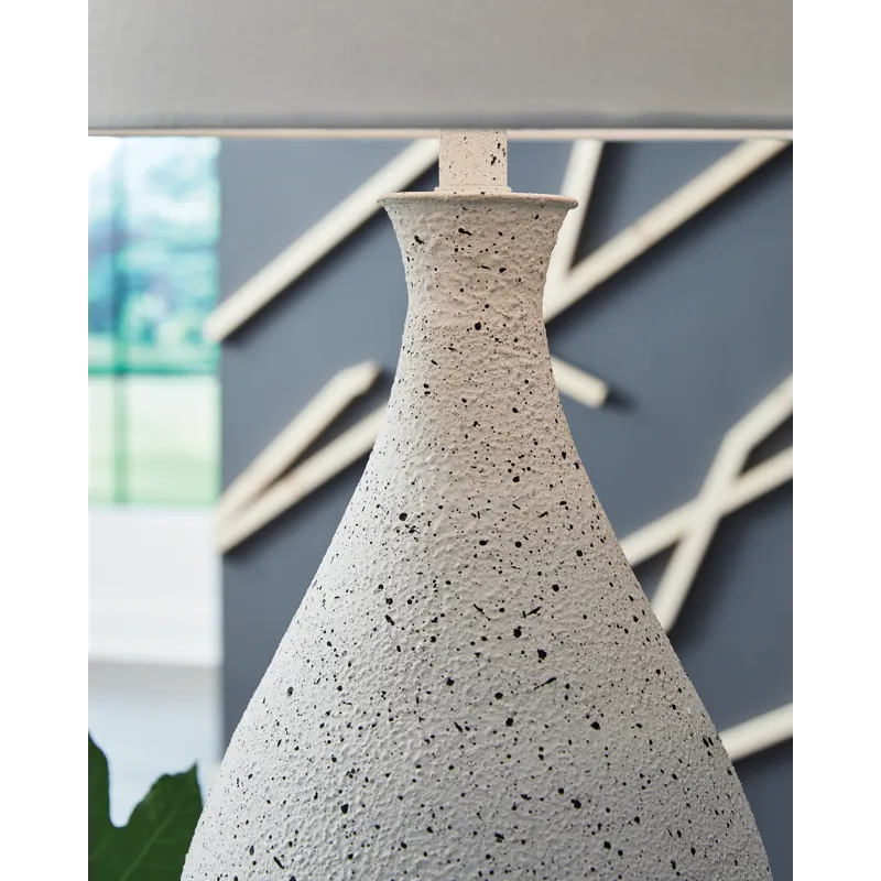 Wyattford Table Lamp