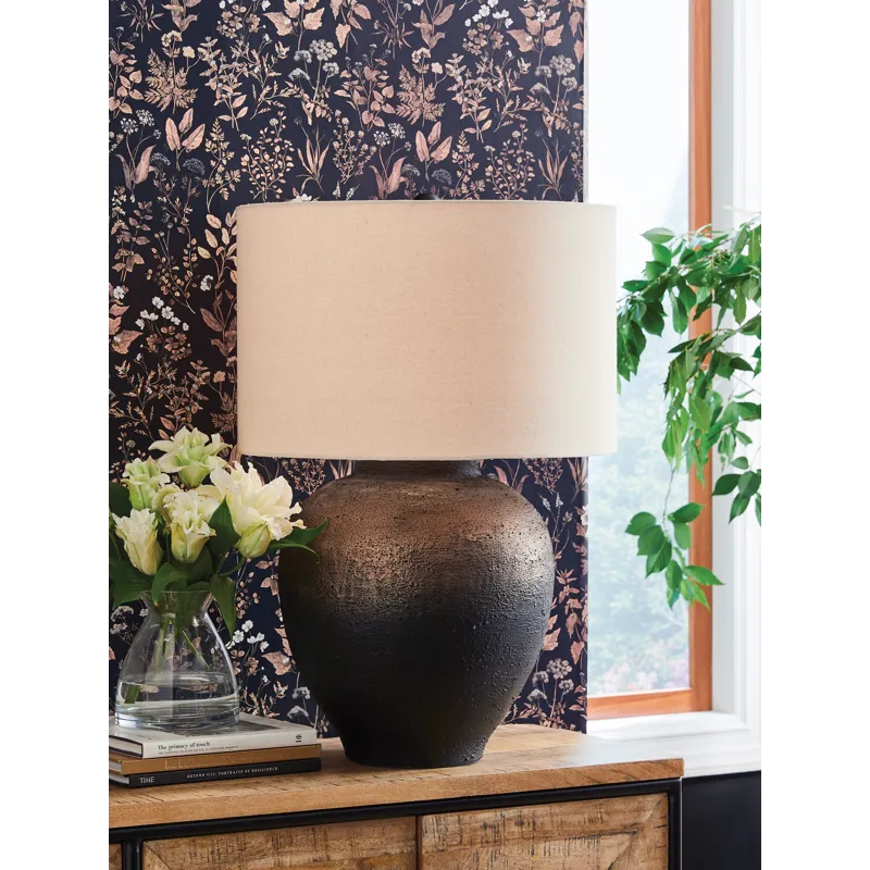 Newgerhard Table Lamp