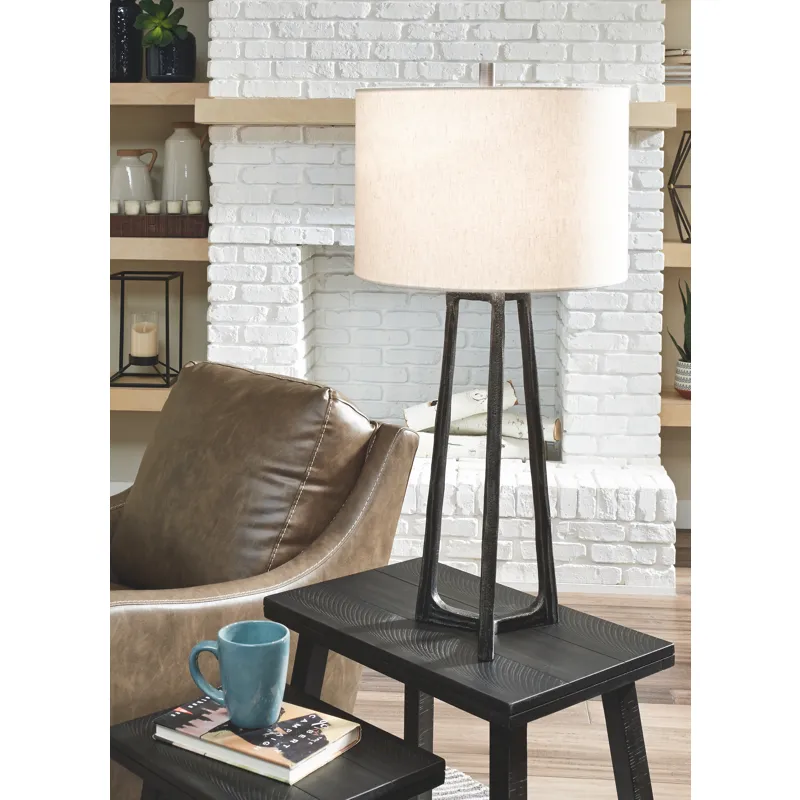 Peeta Table Lamp