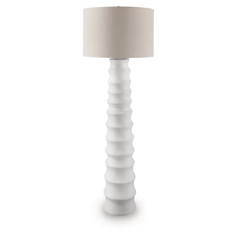 Veraleigh Floor Lamp