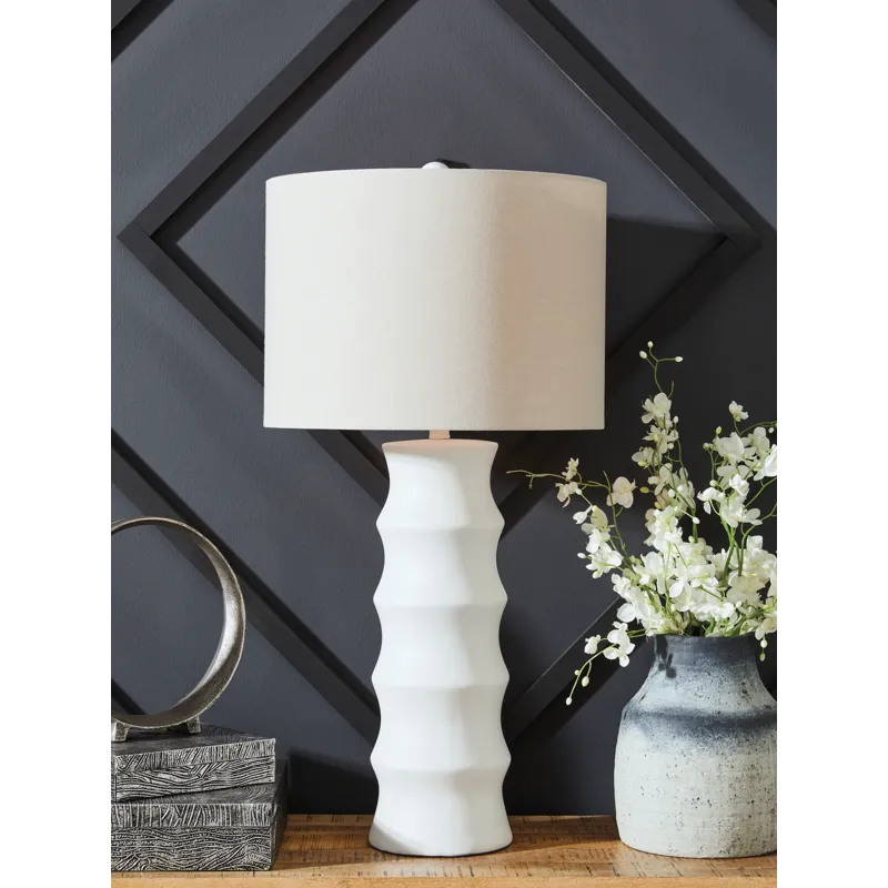 Veraleigh Table Lamp