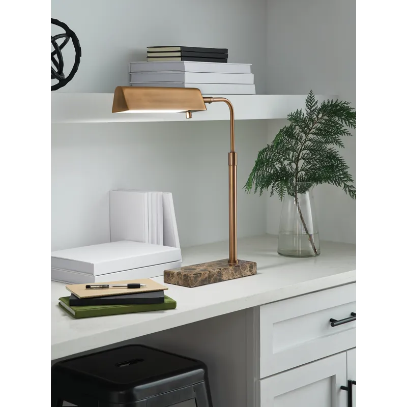 Yafe Desk Lamp