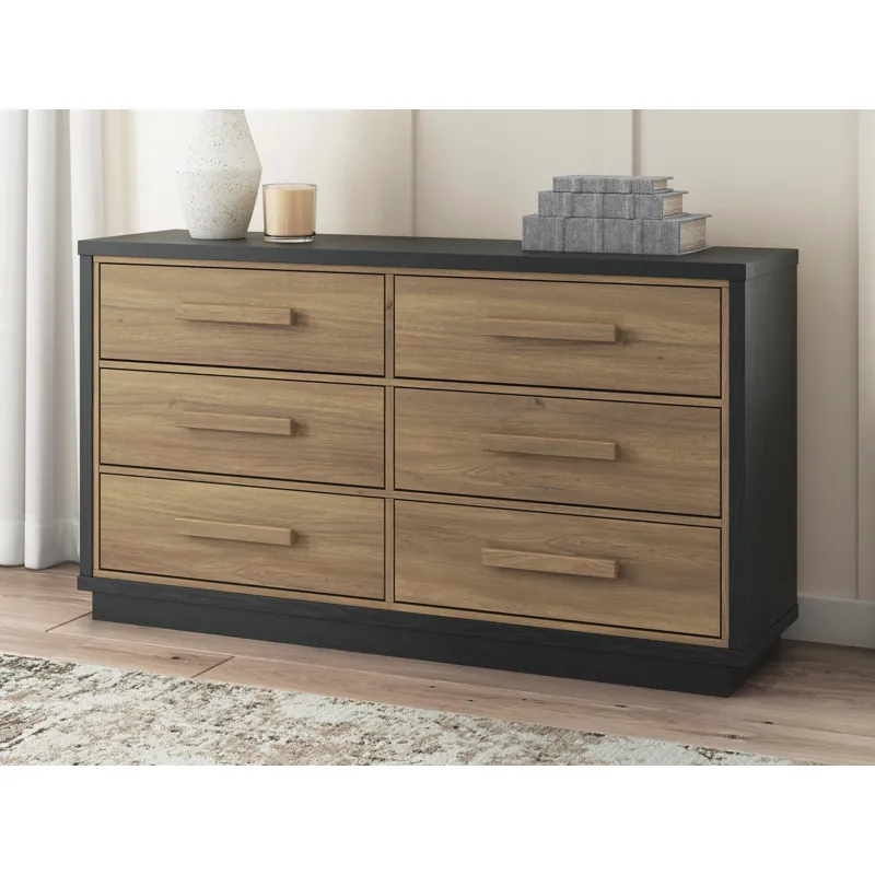 Kozmour Dresser