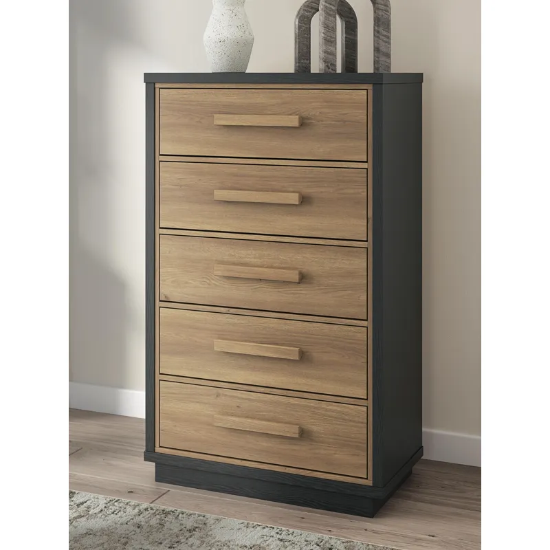 Kozmour Chest of Drawers