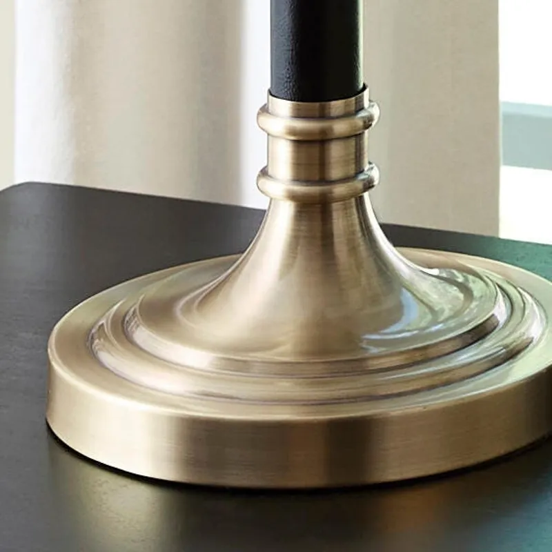 Clairwell Desk Lamp