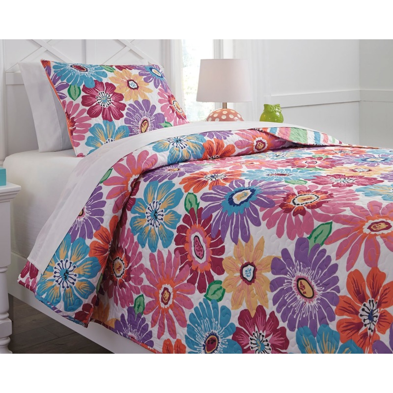 Alexei 2-Piece Twin Quilt Set