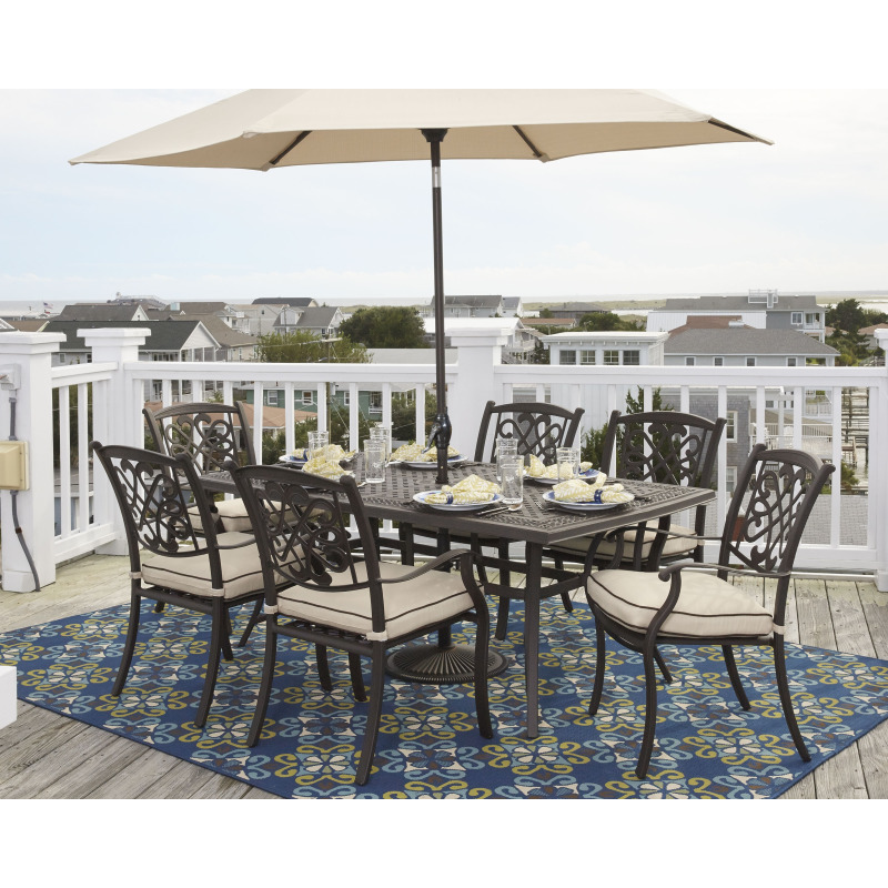 Glerok 7'10" x 10'10" Indoor/Outdoor Rug