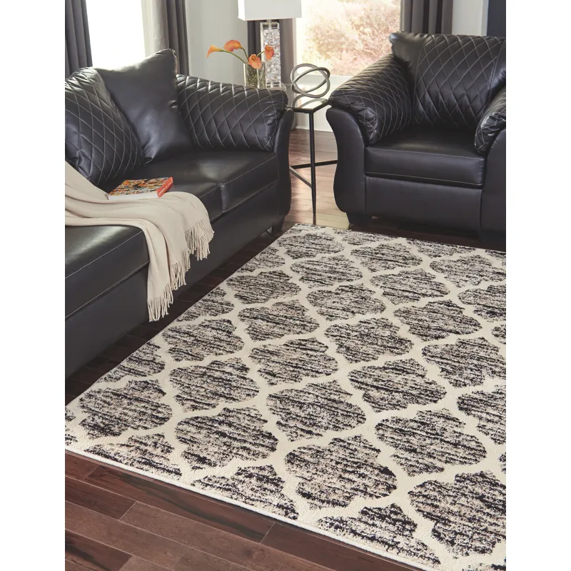 Kaila 5'3" x 7' Rug