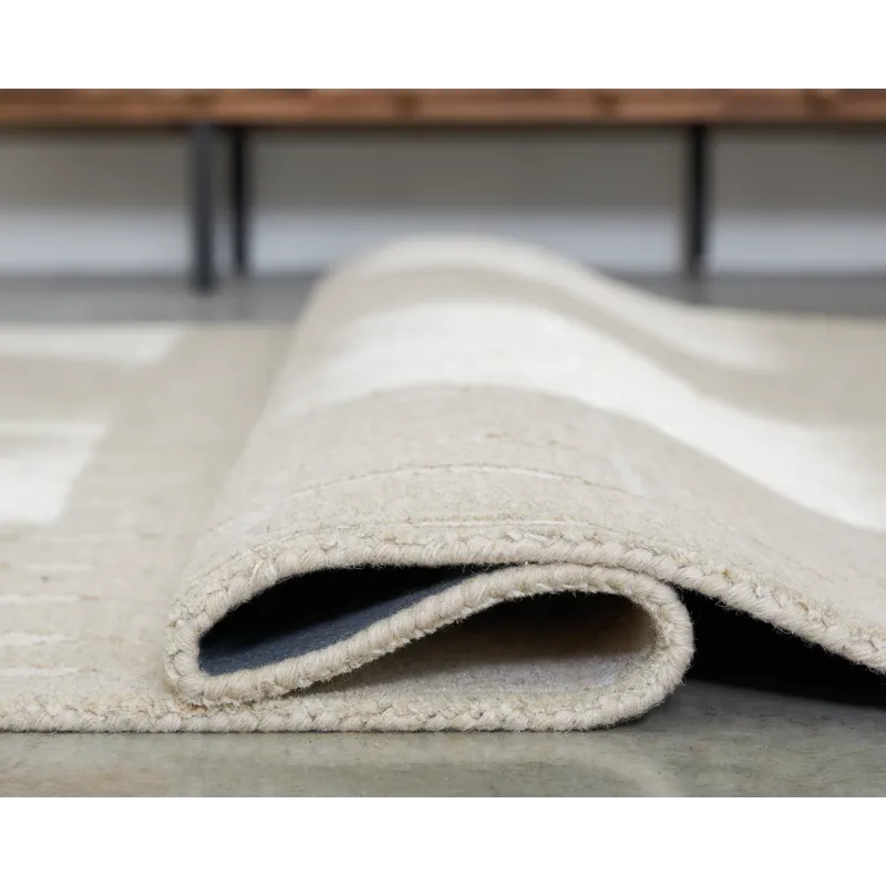 Wolbert 5\' x 7\' Area Rug