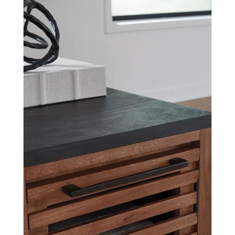 Kallari Chairside End Table