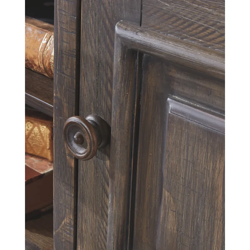 Wyndahl Coffee Table With Storage