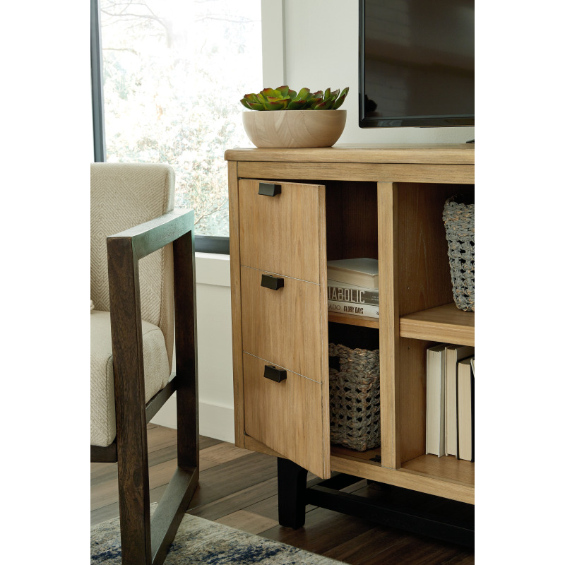 Freslowe Large TV Stand W76168 by Signature Design by Ashley at China