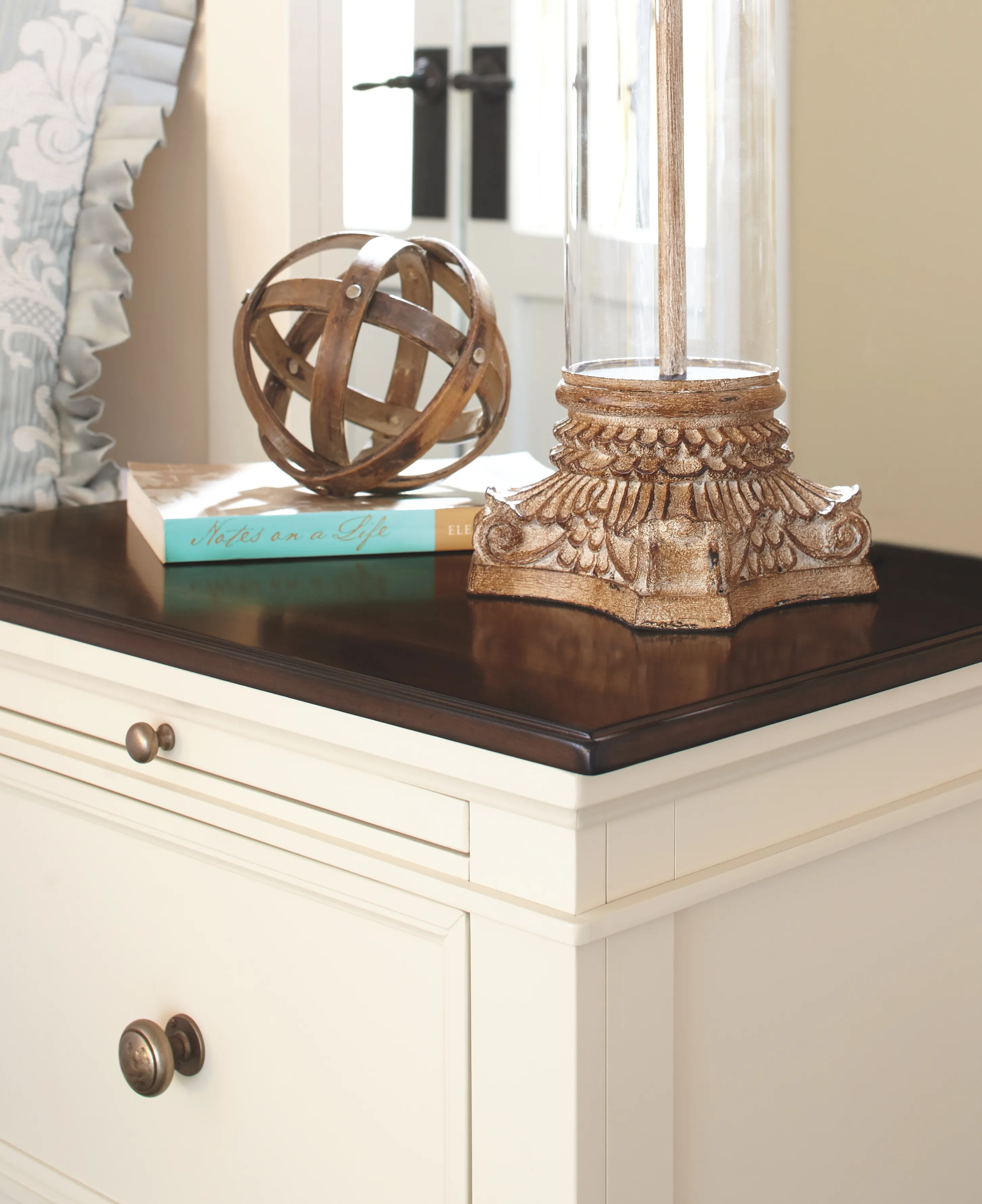 Unavailable: NIGHTSTAND NIS878531894 by Signature Design by Ashley