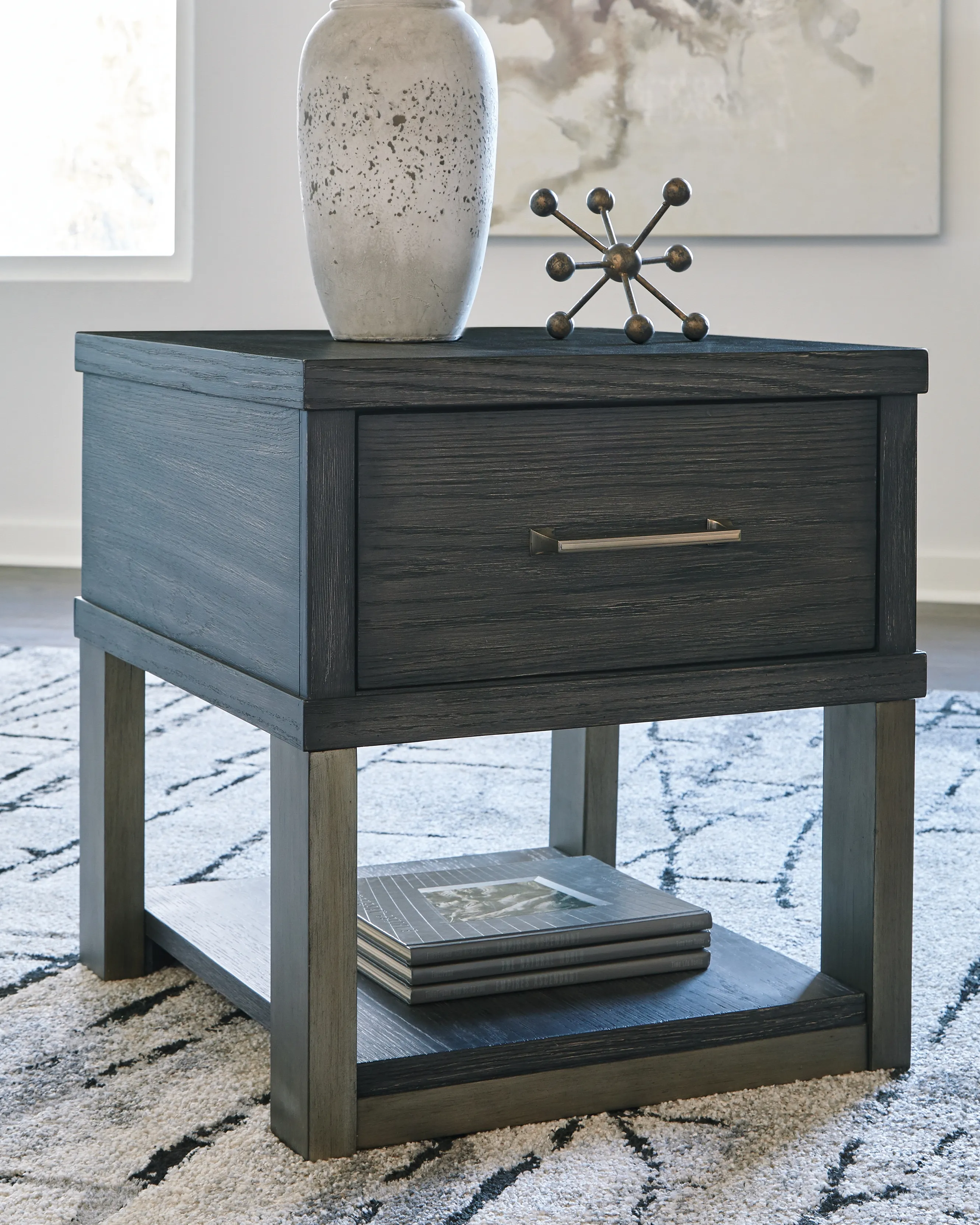 END TABLE T949-3 by Signature Design by Ashley at The Furniture Mall