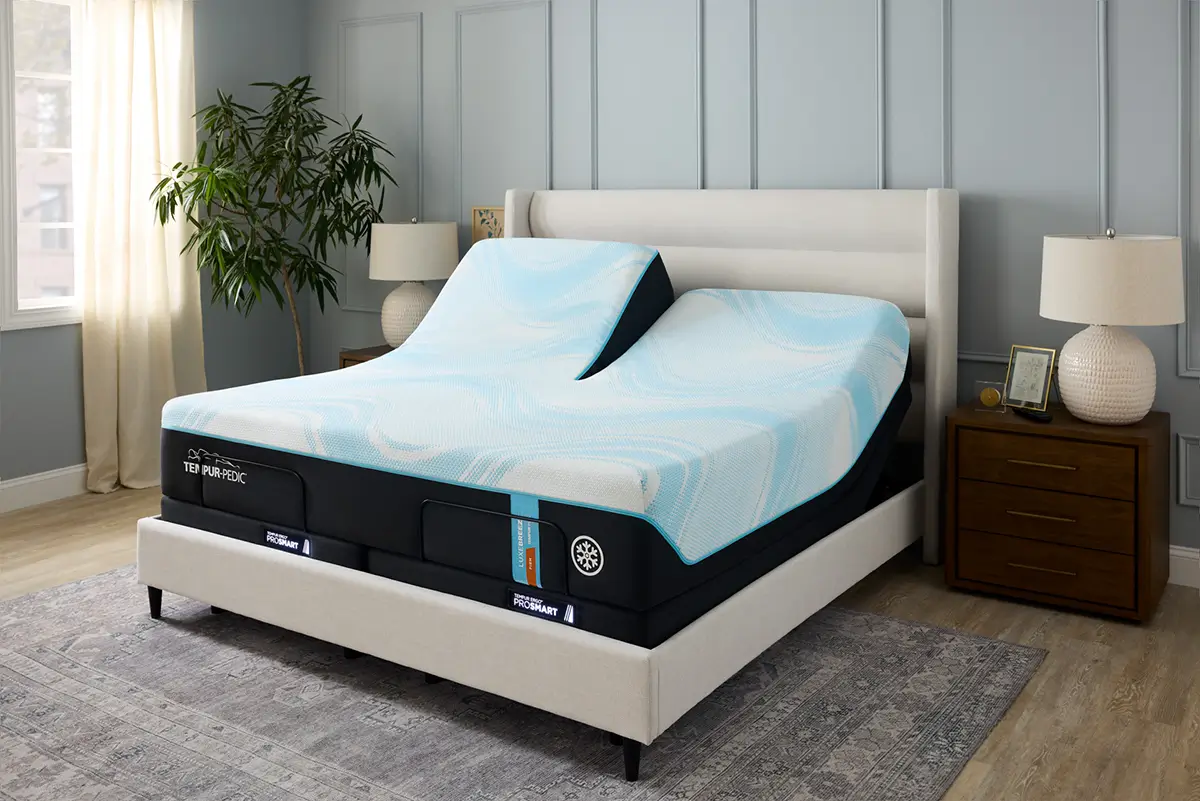 Bedroom with a Tempur-Pedic mattress
