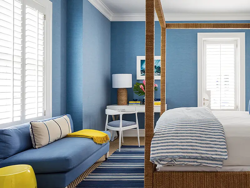 Linen, suiting, and woven wallcovering texture