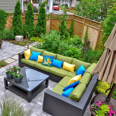 Essential Outdoor Furniture Pieces for Every Pati