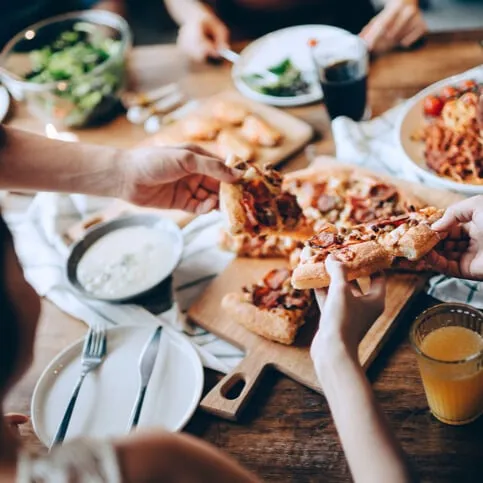 5 Compelling Reasons to Consider Bar Height Dinin