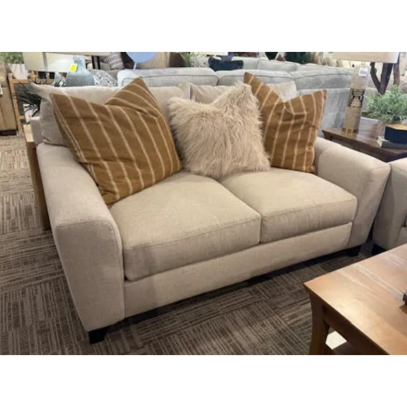 Harris Loveseat