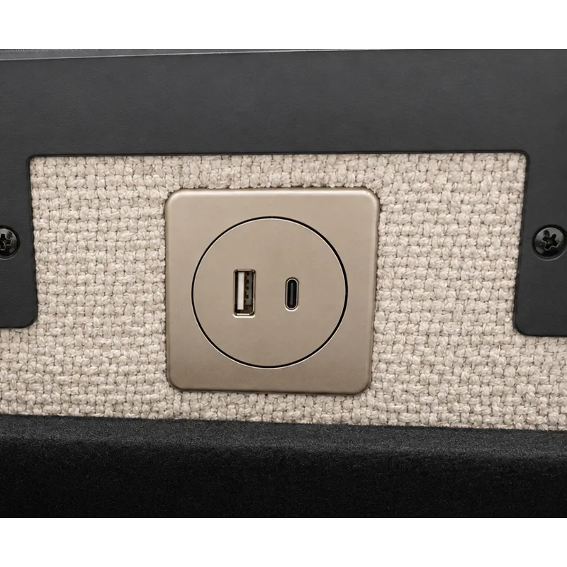 Cannes Zero Gravity Triple Power Console Loveseat w/Multimedia