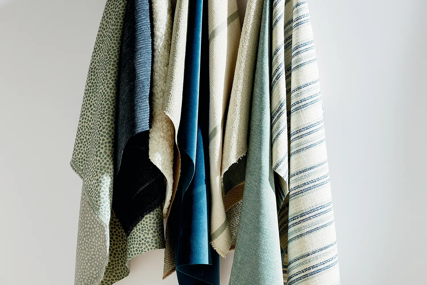 Towels in various colors