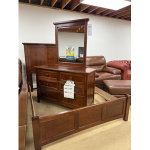 4PC. Queen Bedroom Set Medium Brown