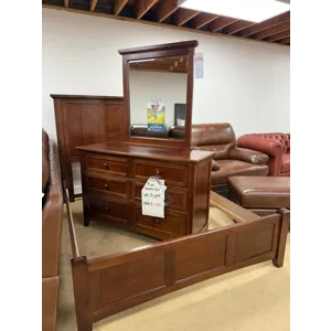 4PC. Queen Bedroom Set Medium Brown