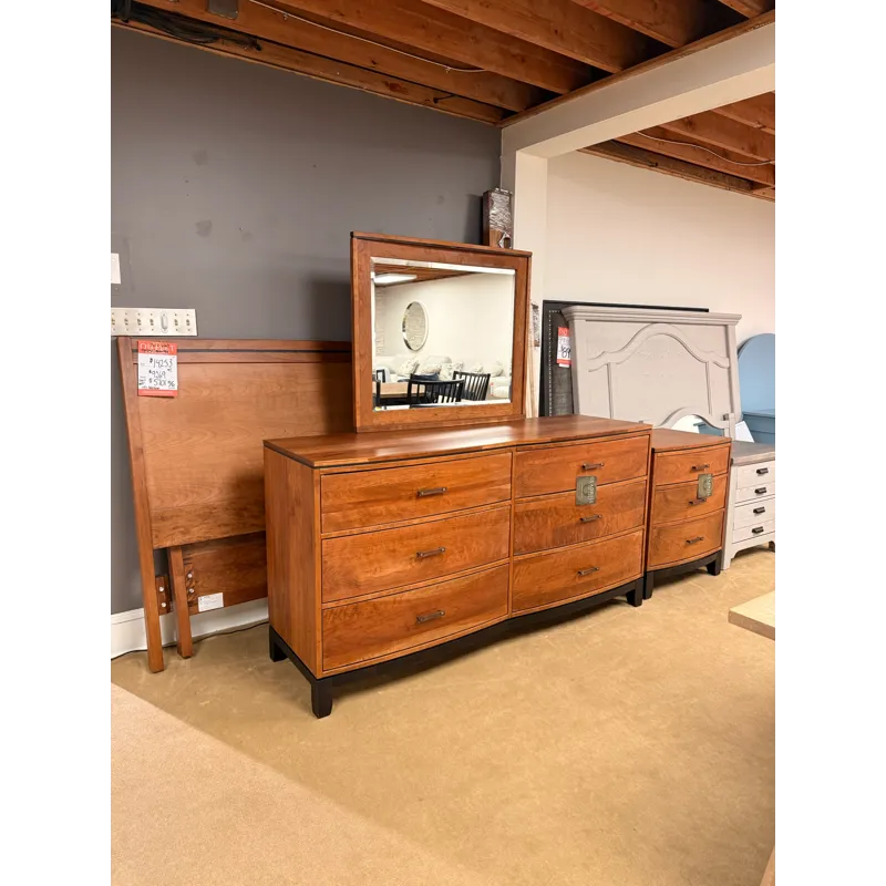 Solid Cherry Queen Bedroom Set