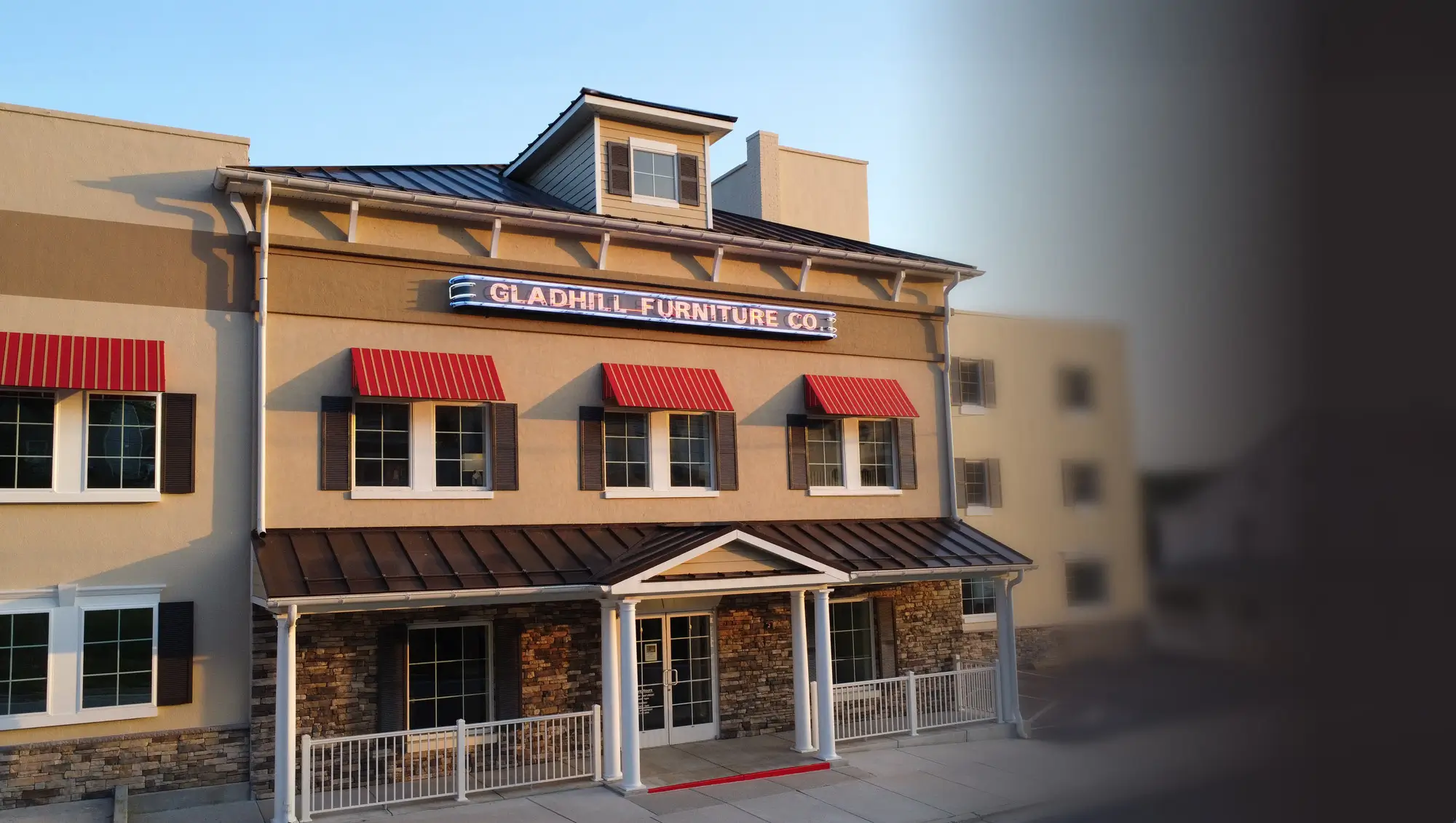 Exterior of Gladhill Furniture showroom