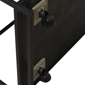 Bedford Cocktail Table